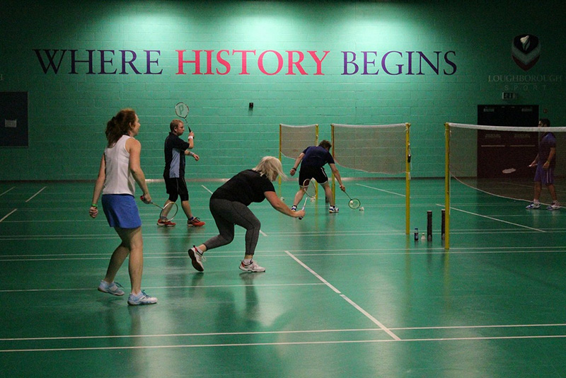 Badminton